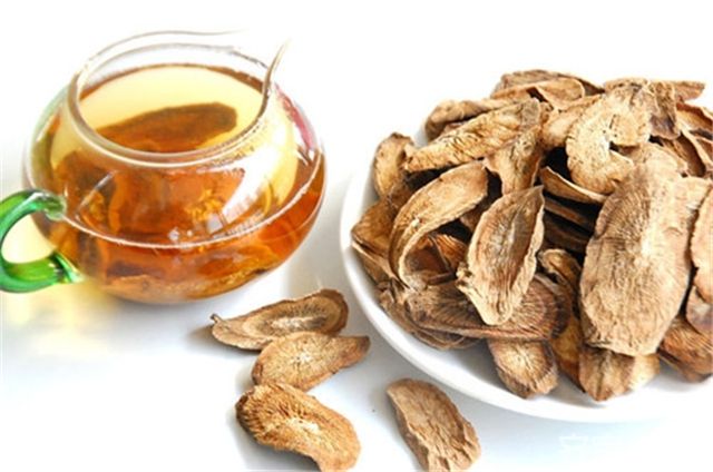 Rebanada de raíz de bardana 